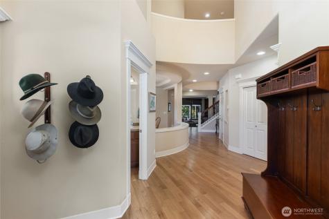 23431 NE 10th Place Sammamish WA 98074