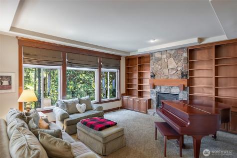 23431 NE 10th Place Sammamish WA 98074