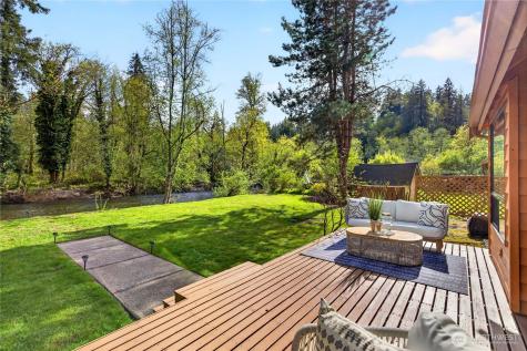 23927 SE 238th Street Maple Valley WA 98038