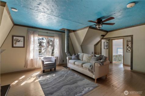 22 S Emerson Avenue Wenatchee WA 98801