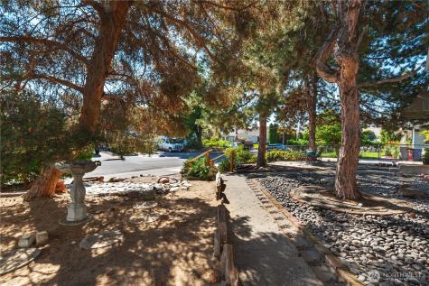 22 S Emerson Avenue Wenatchee WA 98801