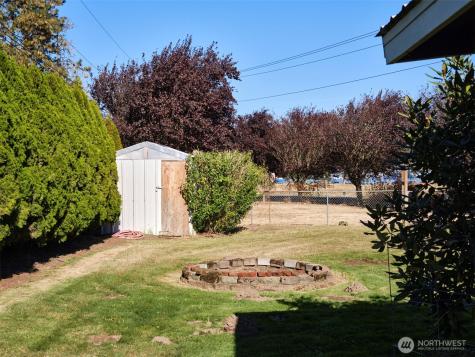 115 Whalen Loop Road Woodland WA 98674