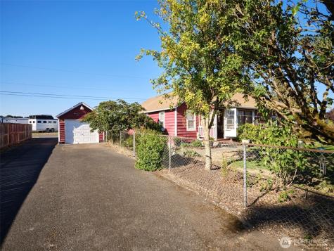 115 Whalen Loop Road Woodland WA 98674