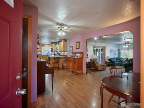 115 Whalen Loop Road Woodland WA 98674