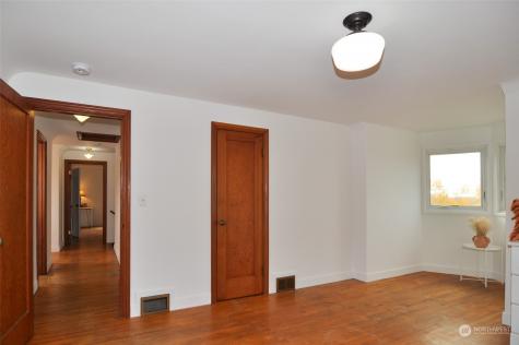 1110 S 9th Street Mount Vernon WA 98274