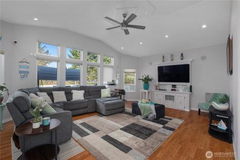 655 Skamokawa Court SE Ocean Shores WA 98569