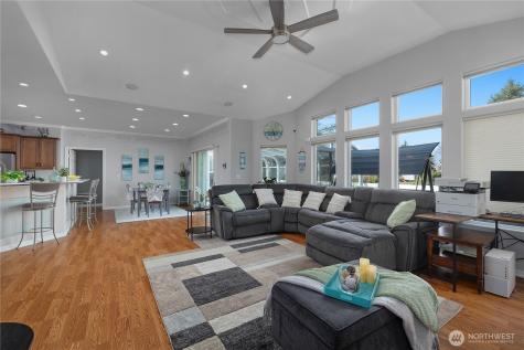 655 Skamokawa Court SE Ocean Shores WA 98569