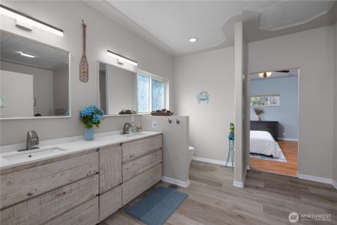 655 Skamokawa Court SE Ocean Shores WA 98569