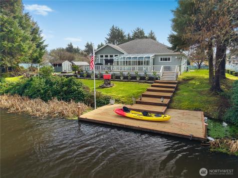 655 Skamokawa Court SE Ocean Shores WA 98569