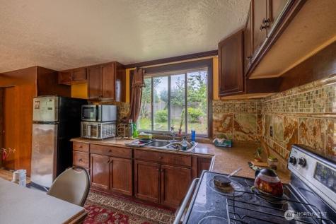 27411 X Lane Ocean Park WA 98640