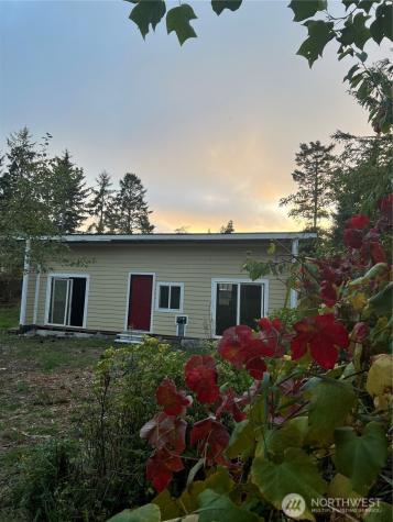 27411 X Lane Ocean Park WA 98640