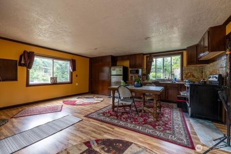 27411 X Lane Ocean Park WA 98640