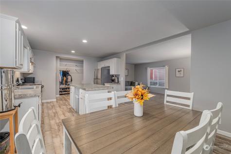 900 N Grape Drive Moses Lake WA 98837