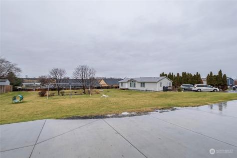 900 N Grape Drive Moses Lake WA 98837