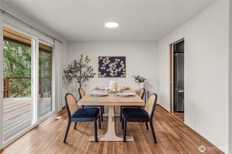 1208 172nd Avenue NE Bellevue WA 98008