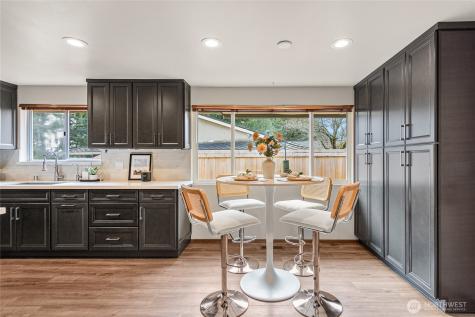 1208 172nd Avenue NE Bellevue WA 98008