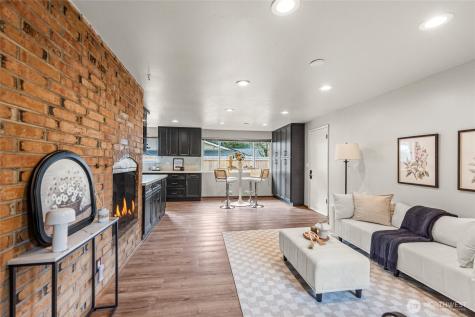 1208 172nd Avenue NE Bellevue WA 98008
