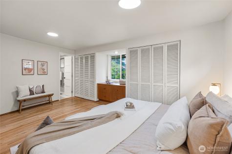 1208 172nd Avenue NE Bellevue WA 98008