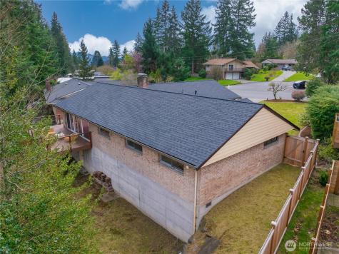 1208 172nd Avenue NE Bellevue WA 98008