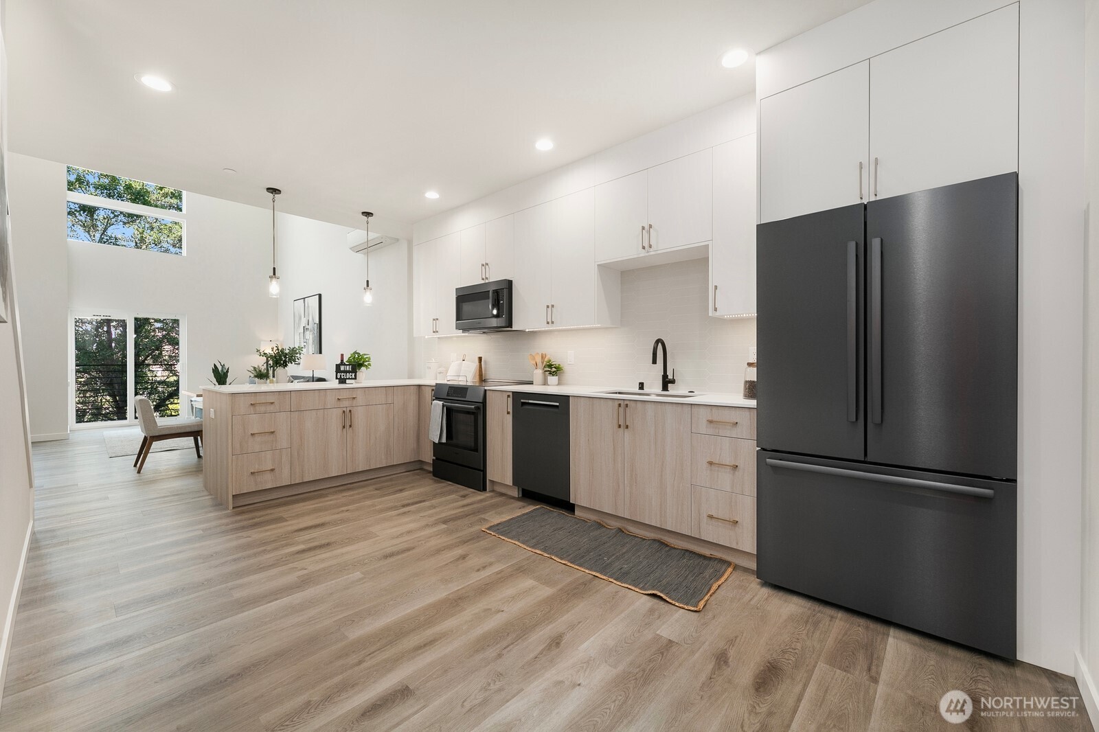2019 W Bertona Seattle WA 98199