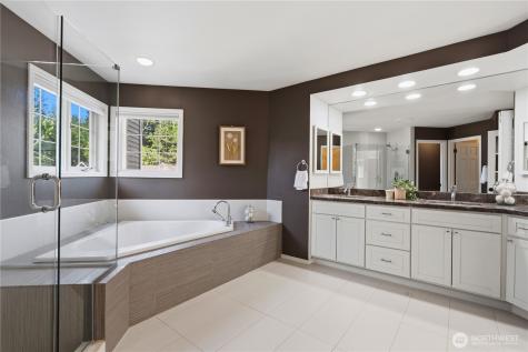 15461 SE 67th Street Bellevue WA 98006