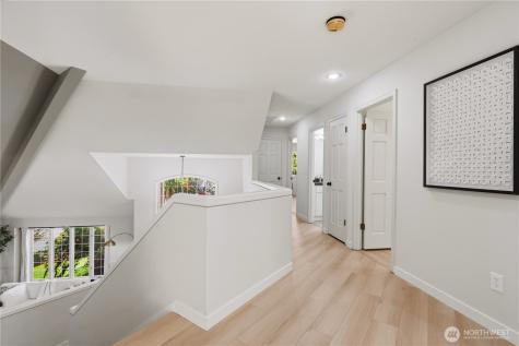 15461 SE 67th Street Bellevue WA 98006