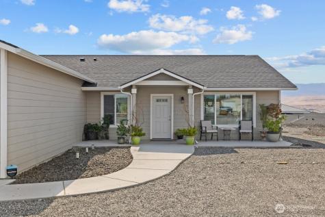 208 Moon River View Mattawa WA 99349