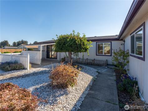 1701 Clark Drive Wenatchee WA 98801