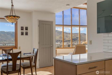 71 Blue Grade Road East Wenatchee WA 98802