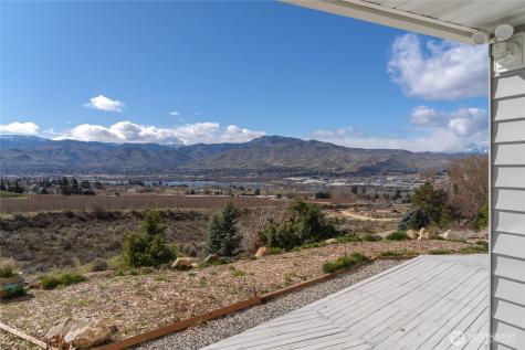 71 Blue Grade Road East Wenatchee WA 98802