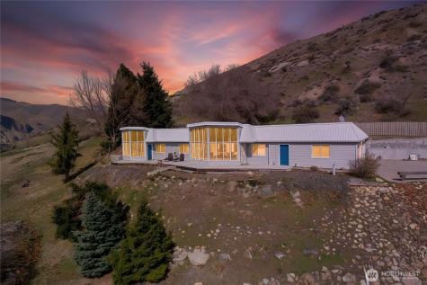 71 Blue Grade Road East Wenatchee WA 98802
