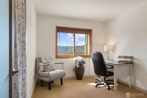 71 Blue Grade Road East Wenatchee WA 98802
