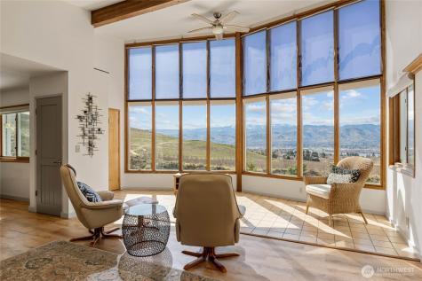 71 Blue Grade Road East Wenatchee WA 98802