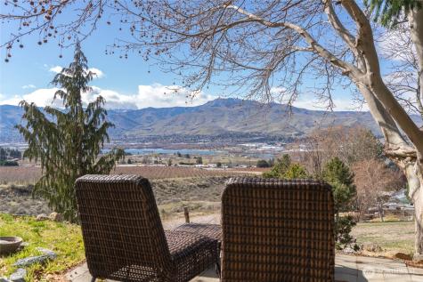 71 Blue Grade Road East Wenatchee WA 98802