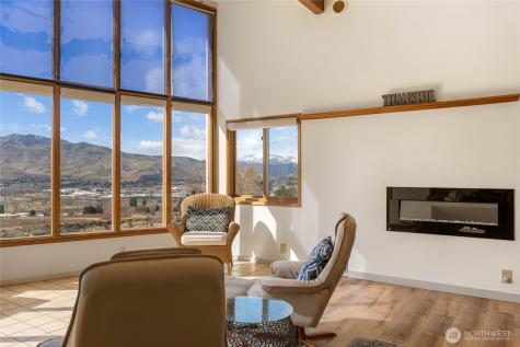 71 Blue Grade Road East Wenatchee WA 98802