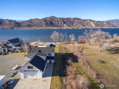 33 Hard Cider Drive Oroville WA 98844