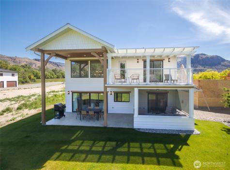 33 Hard Cider Drive Oroville WA 98844