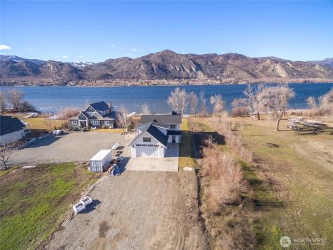 33 Hard Cider Drive Oroville WA 98844