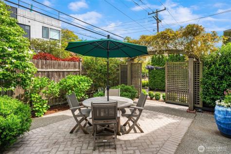 2403 11th Avenue W Seattle WA 98119