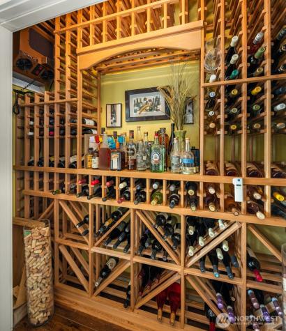 2403 11th Avenue W Seattle WA 98119