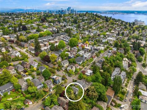 2403 11th Avenue W Seattle WA 98119