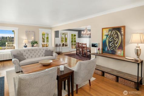 2403 11th Avenue W Seattle WA 98119