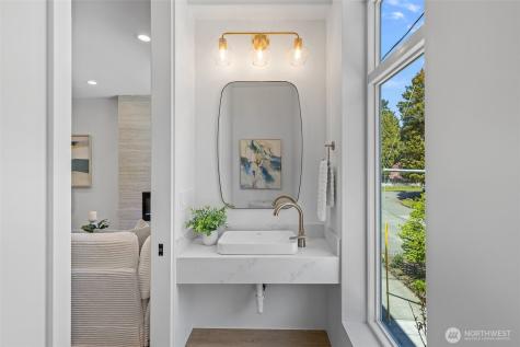 4113 Chilberg Avenue SW Seattle WA 98116