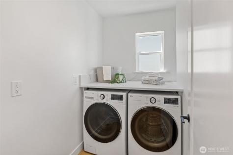 4113 Chilberg Avenue SW Seattle WA 98116