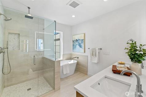 4113 Chilberg Avenue SW Seattle WA 98116