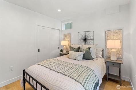 4113 Chilberg Avenue SW Seattle WA 98116