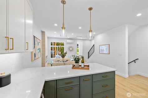 4113 Chilberg Avenue SW Seattle WA 98116