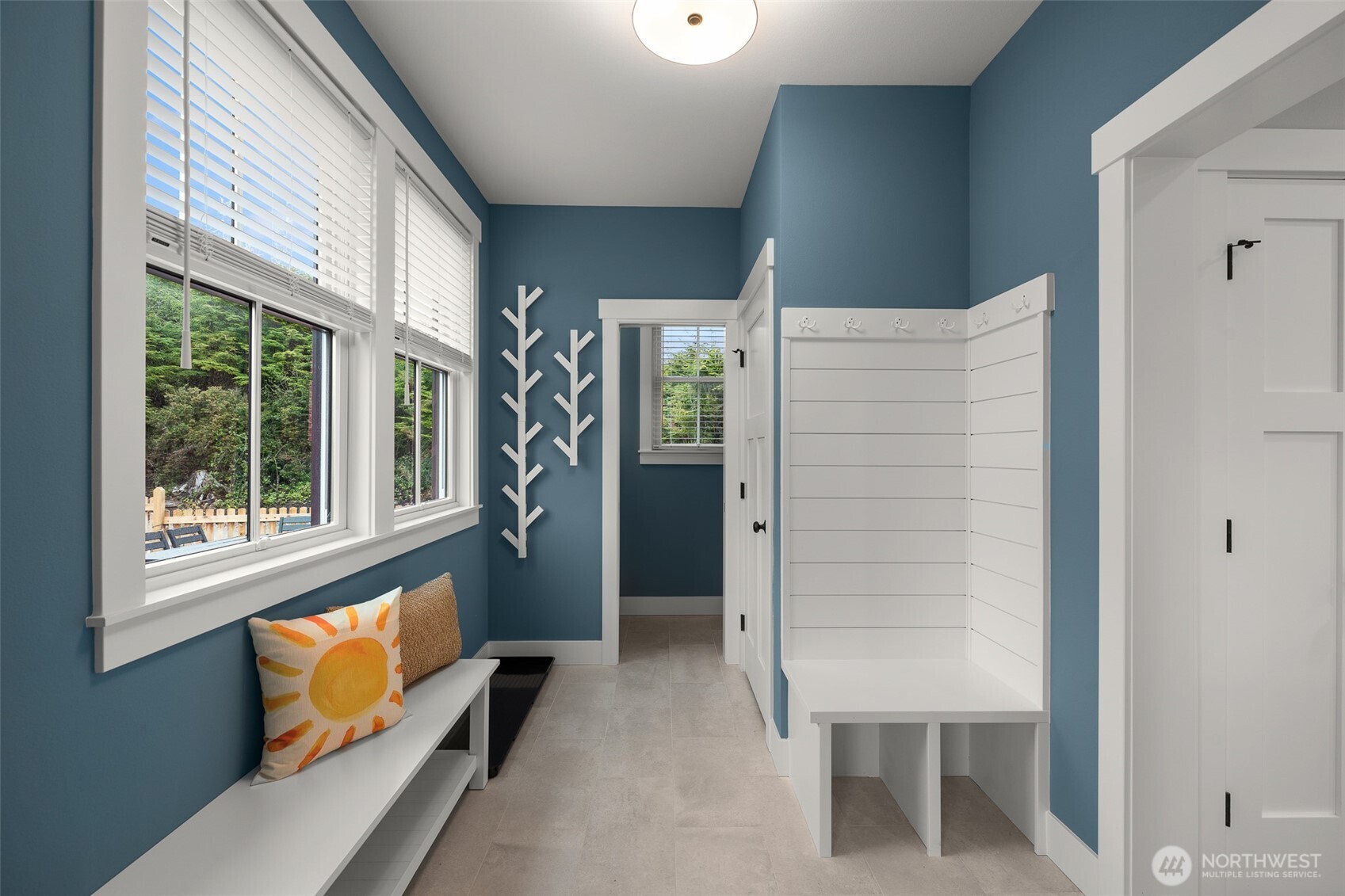 367 Compass Street Pacific Beach WA 98571