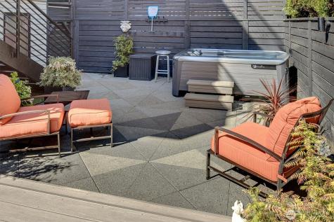 2660 9th Avenue W Seattle WA 98119
