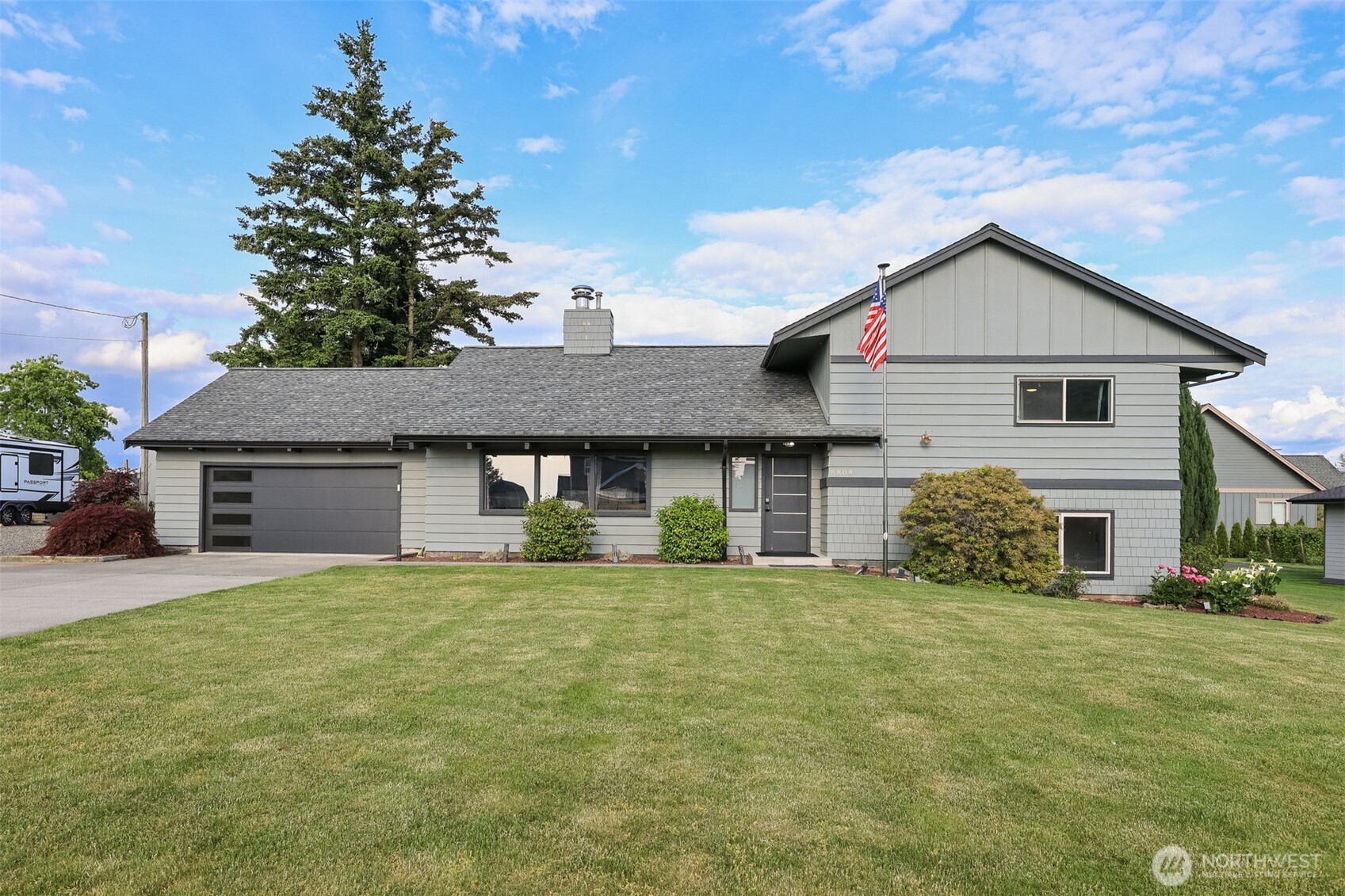 8808 Line Road Lynden WA 98264
